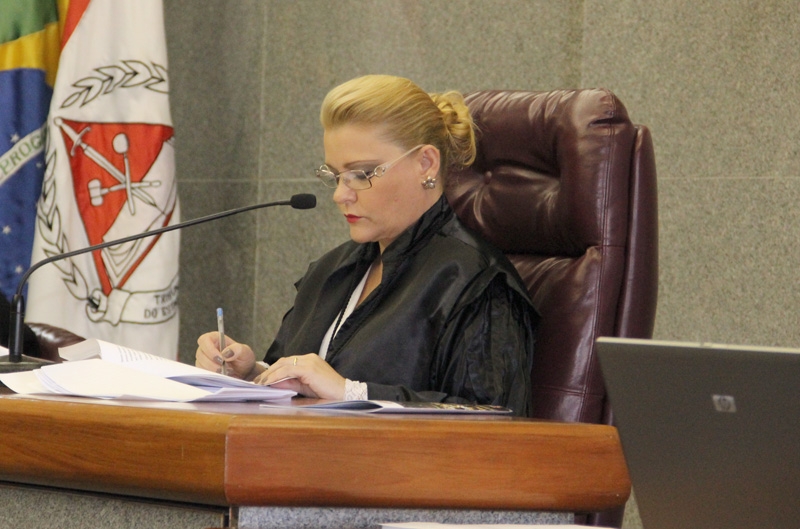 Determinação acompanhou o voto da relatora, conselheira Adriene Andrade